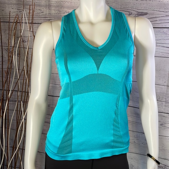 lululemon athletica Tops - 🍋🦄 Rare Vintage Lululemon Posture Tank